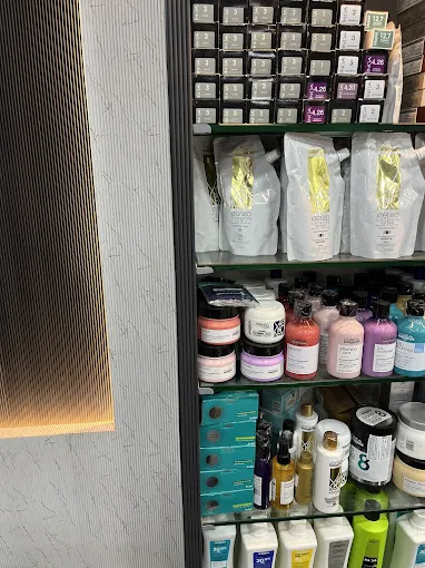 MAMTA COSMETIC CENTRE
